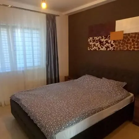 Tintoc Apartment